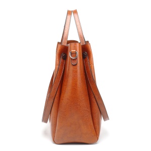 Sac à bandoulière femme simple avec un effet brillannt huile de cire