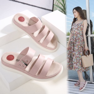 Pantoufles d'été en cuir souple pour femmes