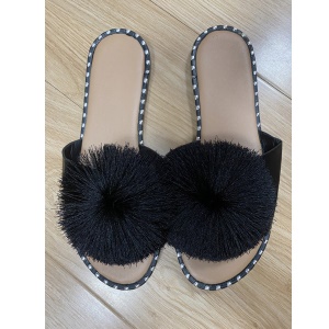 Pantoufles pour femmes avec accessoires boules de laine