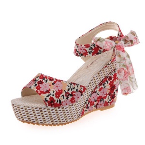Talons hauts avec semelle épaisse avec motif fleurs
