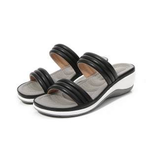 Pantoufle pour femmes en cuir artificiel PU