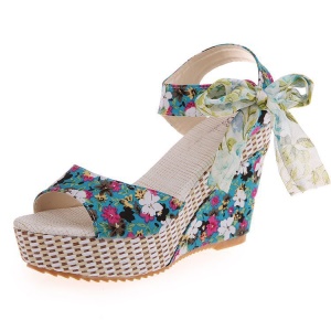 Talons hauts avec semelle épaisse avec motif fleurs