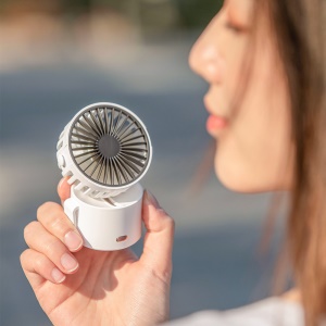 Mini Ventilateur suspendu et position debout et accrochable rechargeable
