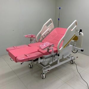 Lit d'hôpital électrique à 3 fonctions, lit gynécologique d'accouchement, lit d'opération