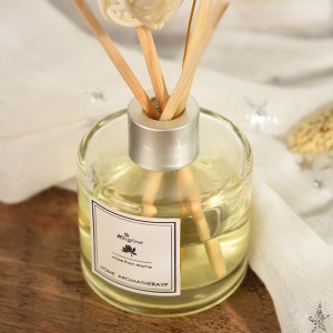 Ensemble d'aromathérapie avec des huiles essentielles parfum durable