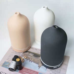 Diffuseur de senteur et d'arome, humidificateur en céramique givrée 100ml