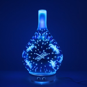 Diffuseur d'arome et humidificateur en forme de vase en verre avec l'effet