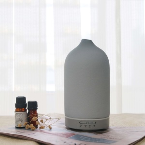 Diffuseur de senteur et d'arome, humidificateur en céramique givrée 100ml