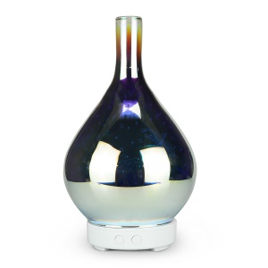 Diffuseur d'arome et humidificateur en forme de vase en verre avec l'effet