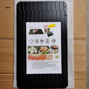 Plaque de décongélation en aluminium avec protection en silicone