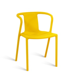 Chaise en plastique avec accoudoirs