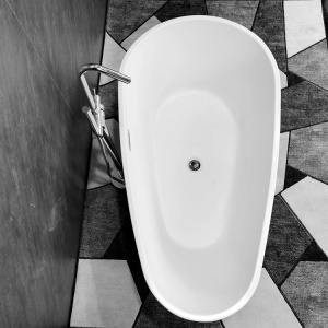 Baignoire acrylique en forme de goutte avec drainage au sol