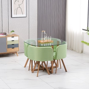 Ensemble des table et chaises à manger