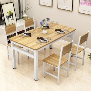 Set de table et de chaise résistant aux rayures