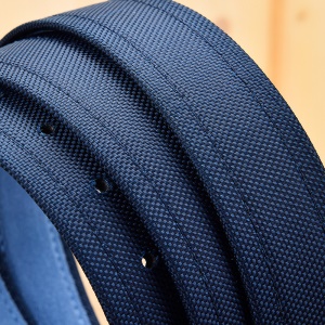 Ceinture femme en cuir velours et tissu avec boucle aiguille