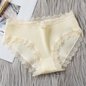 Culotte en coton pour fille avec bords en dentelle respirant taille moyenne