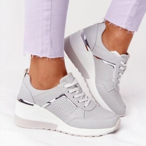 Chaussures décontractées pour femmes à semelle plate en cuir synthétique