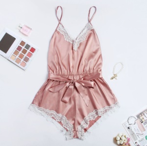 Ensemble de pyjama femme en dentelle