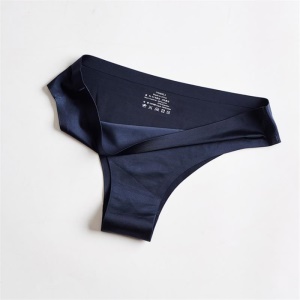 Culotte femme sans trace soie glacée simple et confortable
