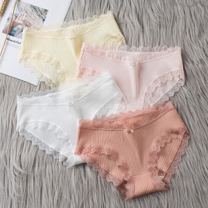 Culotte en coton pour fille avec bords en dentelle respirant taille moyenne