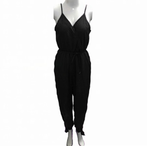 Combinaison pantalon femme avec bretelles dos nu