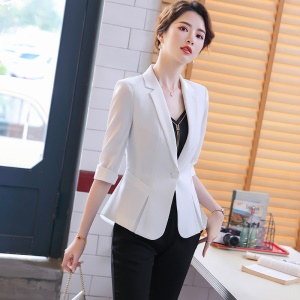 Costume à la mode deux pièces (blazer à manches moyennes+short/pantalon évasé)