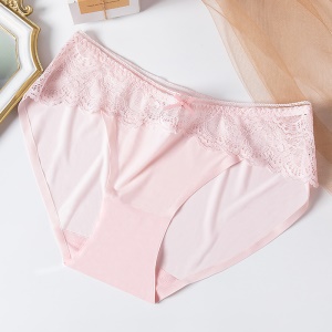 Culotte slip sexy et respirante  en coton avec dentelle