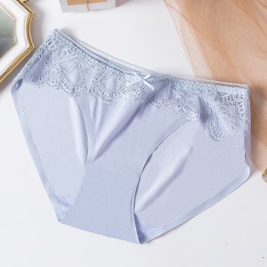 Culotte slip sexy et respirante  en coton avec dentelle
