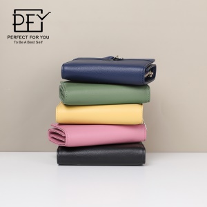 Portefeuille Court pour Femme avec Ornements Porte-Monnaie en Cuir PU
