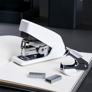 Deli agrafeuse mini lot de 3pcs (Agrafeuse + dégrafeuse + agrafes)