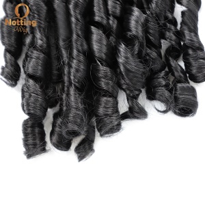 22 pouces Mèche tresse cheveux noir bouclé en fibre de haute température