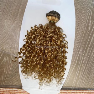 Mèches de 16 pouces  aux cheveux bouclées blond