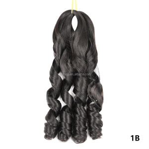 Perruque de 20 pouces aux cheveux ondulée en fibre synthétique
