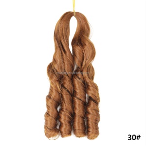 Perruque de 20 pouces aux cheveux ondulée en fibre synthétique