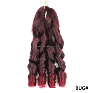 Perruque de 20 pouces aux cheveux ondulée en fibre synthétique