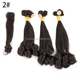 Extension de cheveux ondulé lot de 3 pièces avec trois longueurs différentes en fibres de haute température