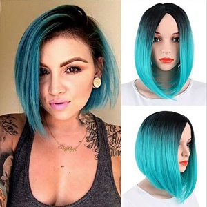 Perruque  cosplay aux cheveux  courts et lisses