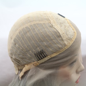 Perruque synthétique aux cheveux blonds longs ondulés