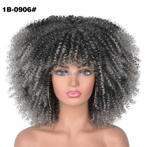 Perruque de 10 pouces aux cheveux frisée  en fibre synthétique résistant à la chaleur