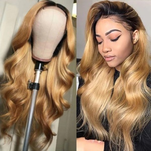 Cap de perruque cheveux long ondulé blond avec lace frontale 26 pouces