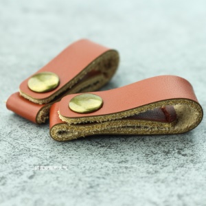 Organisateur des cordons en cuir pour câble de données/câble d'écouteur