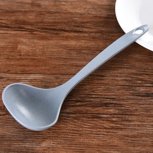 Cuillère en paille de blé avec long manche