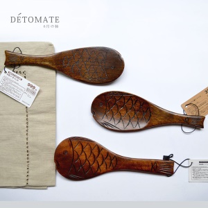 Cuillère à riz en bois de Nan en forme de poisson Sculptée à la main