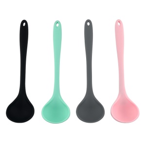 Cuillère à soupe à long manche en silicone épais