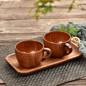 Tasse à café en bois avec poignée