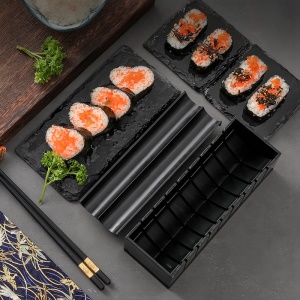 Moule à sushi kit de 10 pièces avec 8 formes (sans couteau et baguettes)