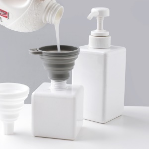 Entonnoir en silicone rétractable et pliable calibre 8cm