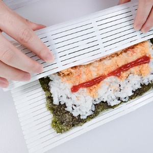 Tapis à rouler pour sushi blanc PP plastique 21.5 * 23.5cm