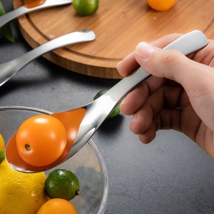 Cuillère à manger en acier inoxydable ensemble de 3 pièces avec manche incurvée Largeur de 4.3cm