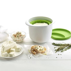Recipient pour cuisson de fromage au micro-ondes avec recette